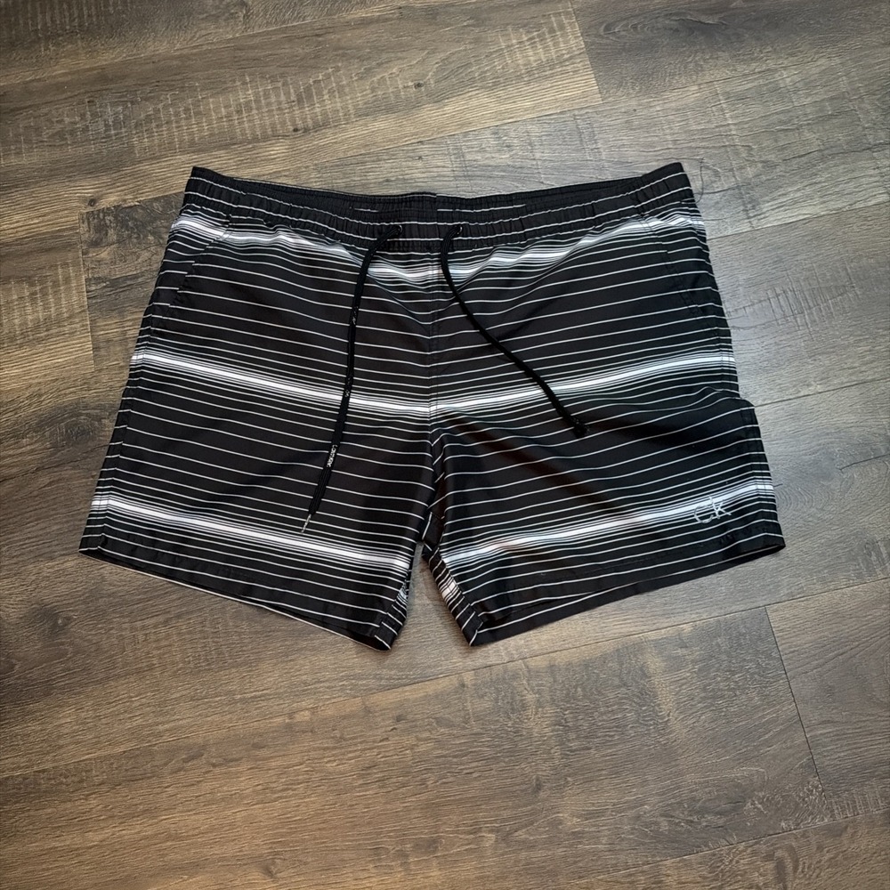 Calvin Klein Men's Swim Trunks XL Black White Striped Mesh Lined Board Shorts